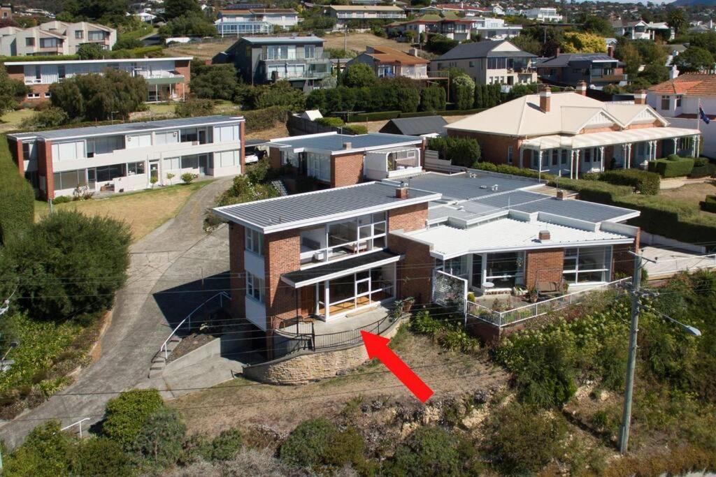 The Tassie - Luxury With Panoramic Water Views Hobart Exterior foto